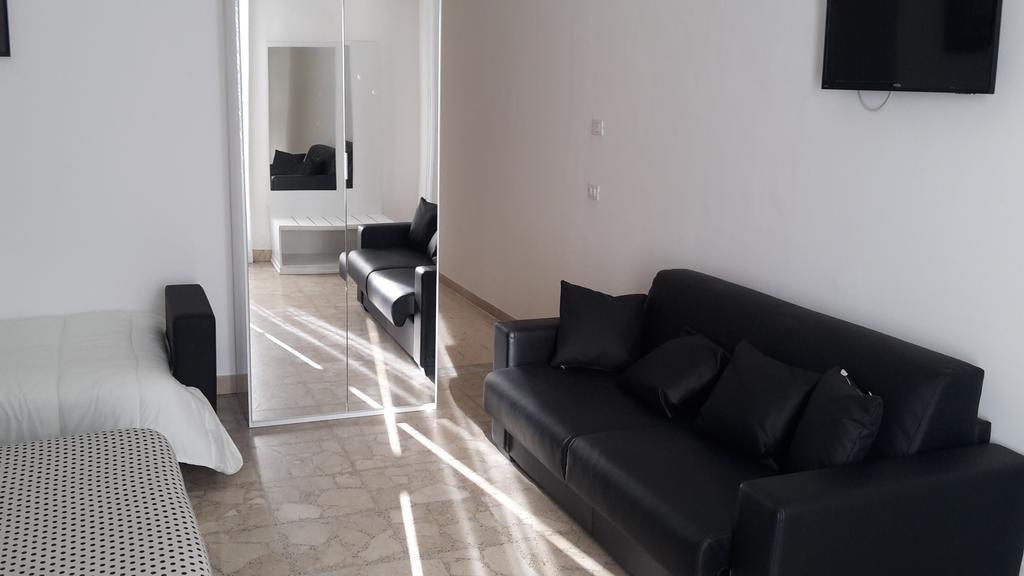 Gualtiero Camere & Suite Caltagirone Eksteriør billede